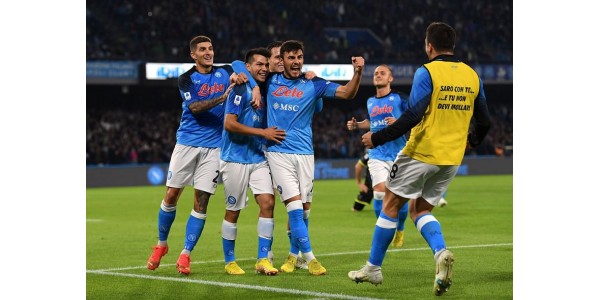 Fanoušci Serie A chtějí, aby se Neapol dostala do semifinále Ligy mistrů